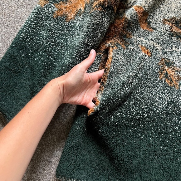 Vintage 90s White Stag Fall Leaf Pattern Hooded Fleece Fur Jacket Coat Size 1x - Picture 4 of 15